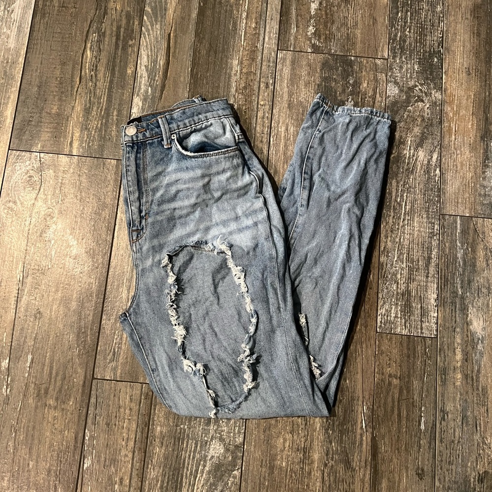 Mom High Rise Ripped Jeans